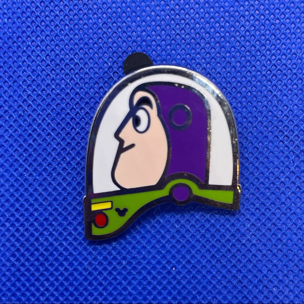HKDL 2019/Hidden Mickey Trading Pin Collection Featuring Buzz Lightyear Portrait